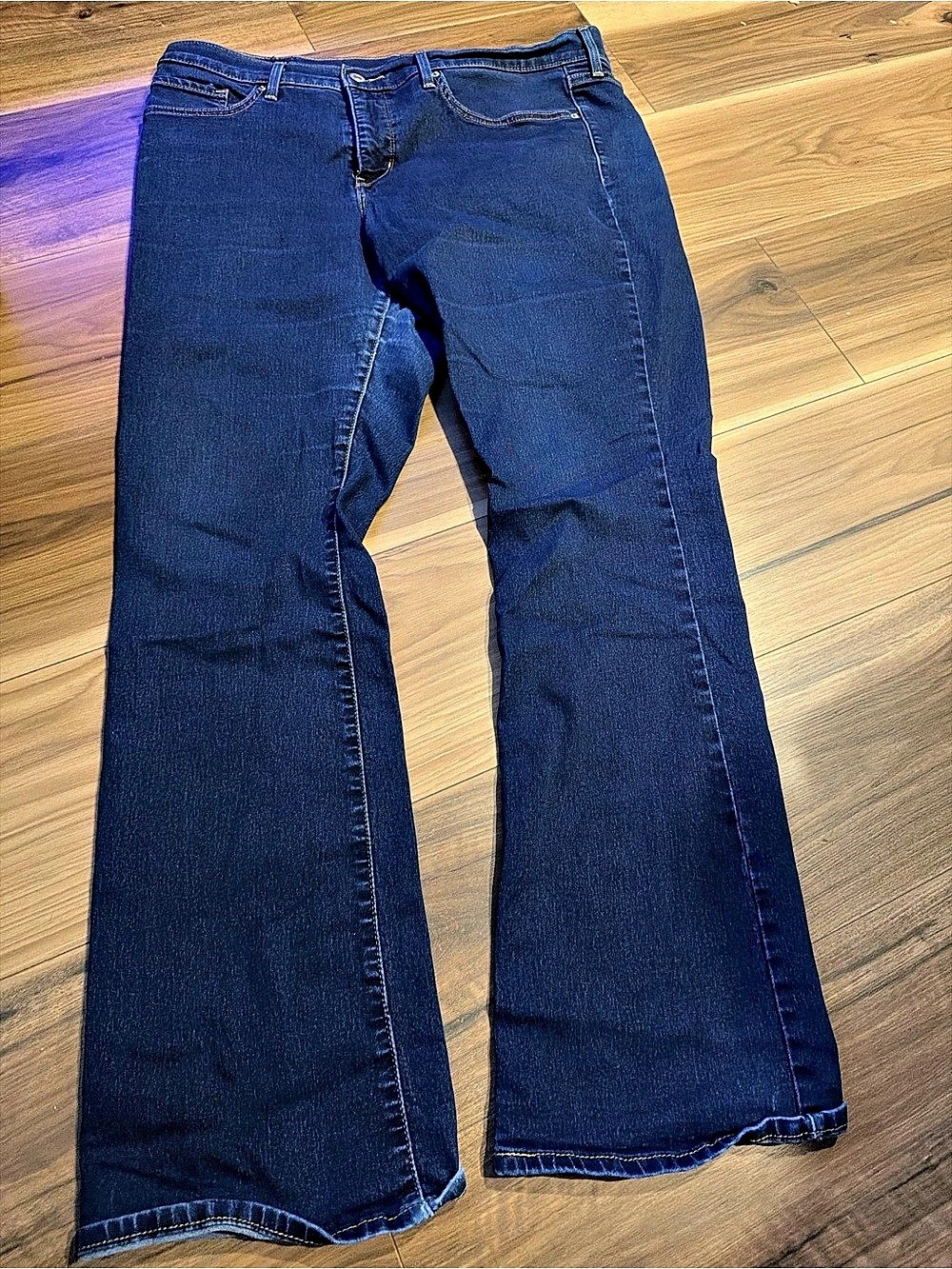Levi's 315 Shaping Bootcut Jeans in Blue Waist 33
